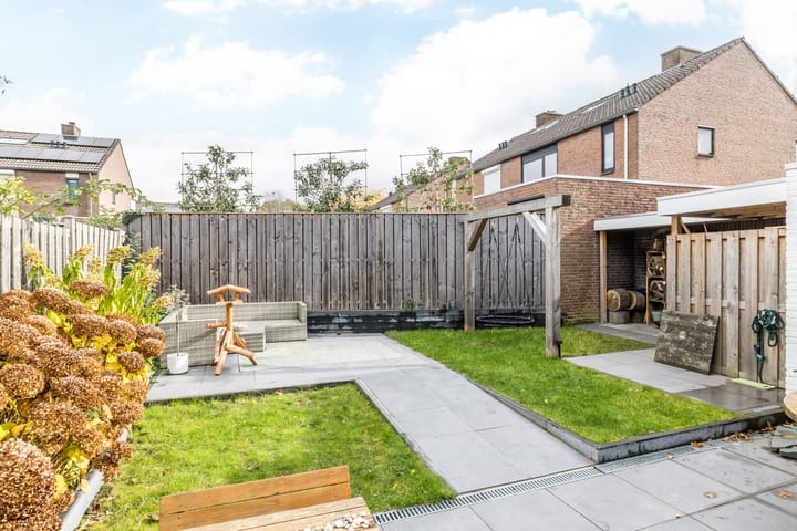 Foto 34 van Eurenderweg 69