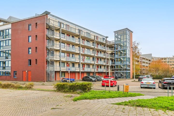 Photo 3 of Aquamarijn 8