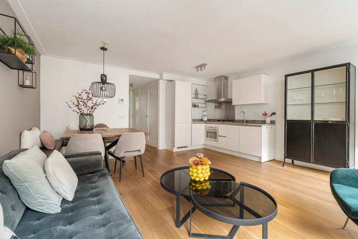 Photo 11 of Tweede Oosterparkstraat 39-B