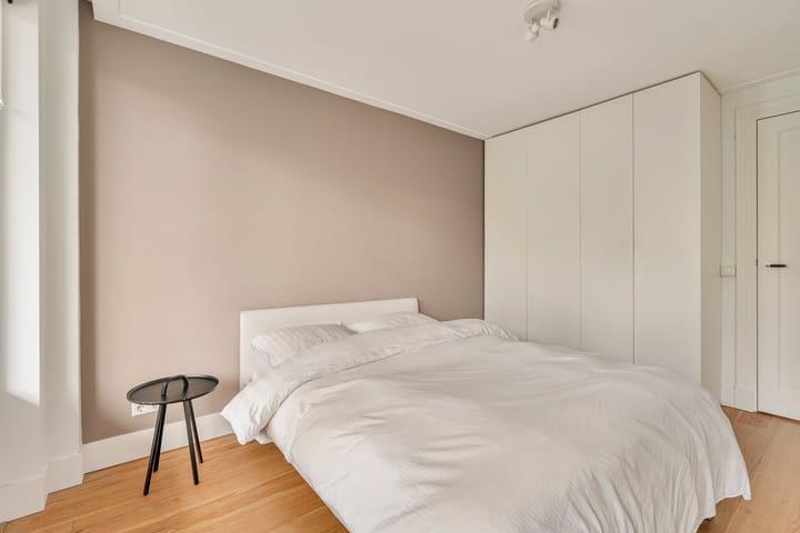 Photo 18 of Tweede Oosterparkstraat 39-B