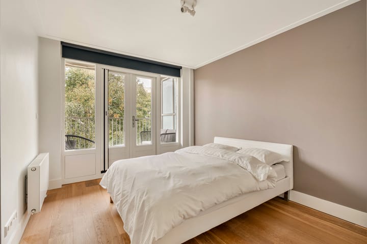 Photo 19 of Tweede Oosterparkstraat 39-B