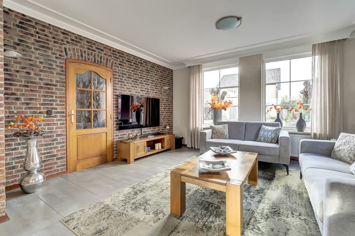 Photo 10 of Dr. Ariënsstraat 12