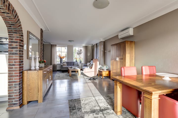 Photo 11 of Dr. Ariënsstraat 12