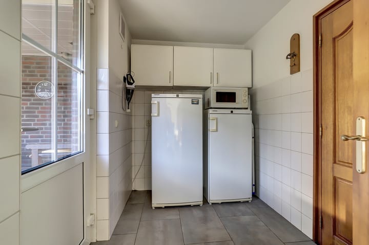 Photo 17 of Dr. Ariënsstraat 12