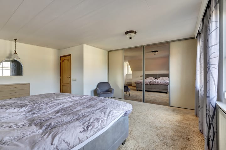 Photo 21 of Dr. Ariënsstraat 12