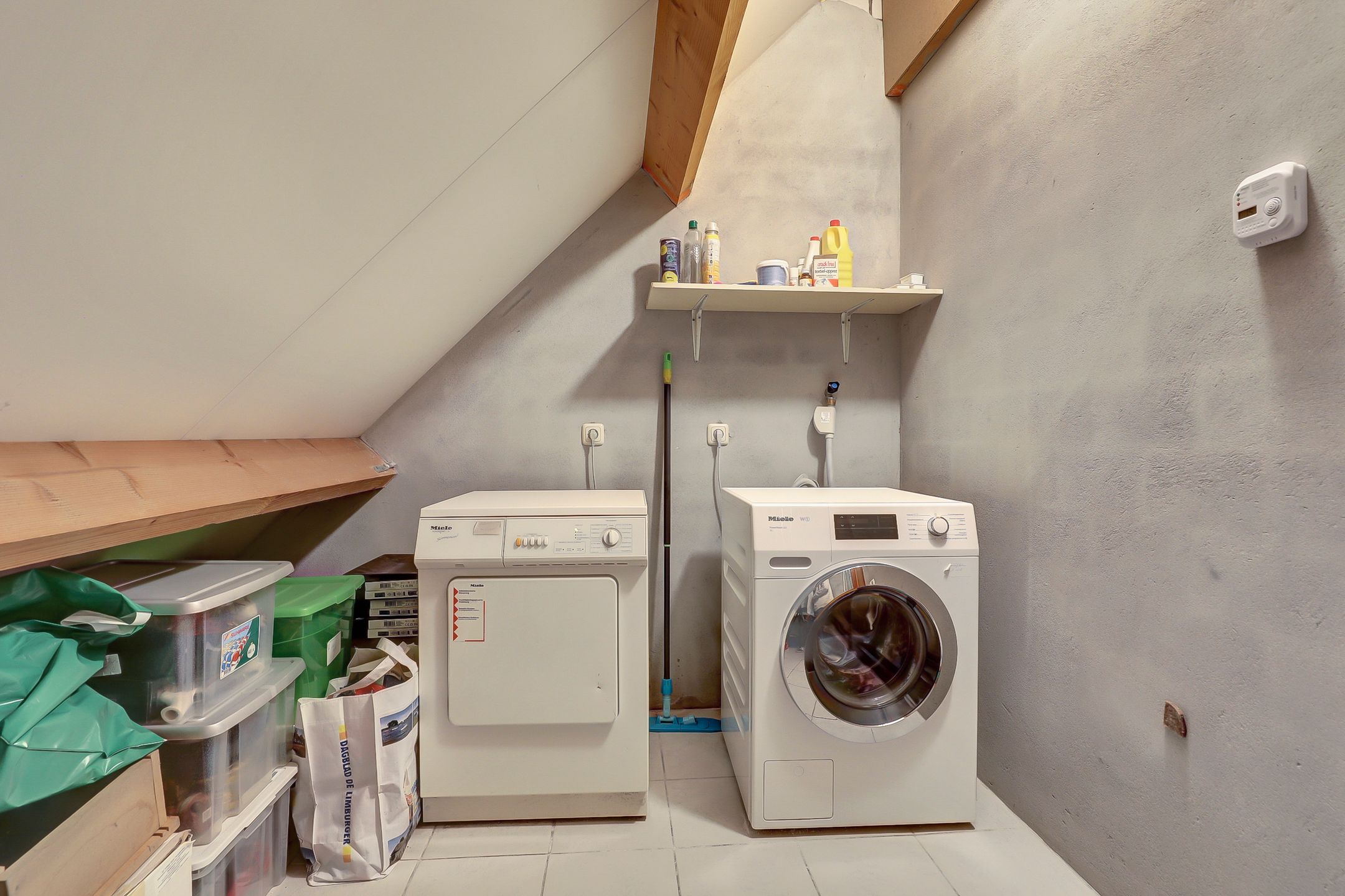 Foto 27 van Dr. Ariënsstraat 12