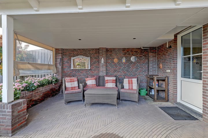 Photo 32 of Dr. Ariënsstraat 12