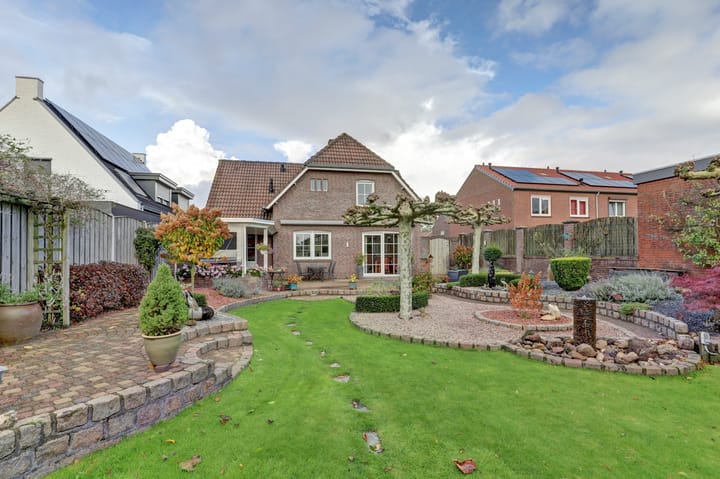 Photo 35 of Dr. Ariënsstraat 12