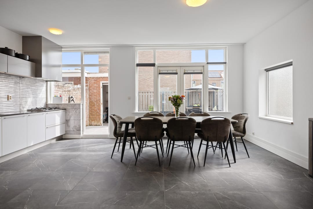 Foto 11 van Madurastraat 9