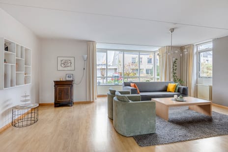 Jonagold 13 secondary image