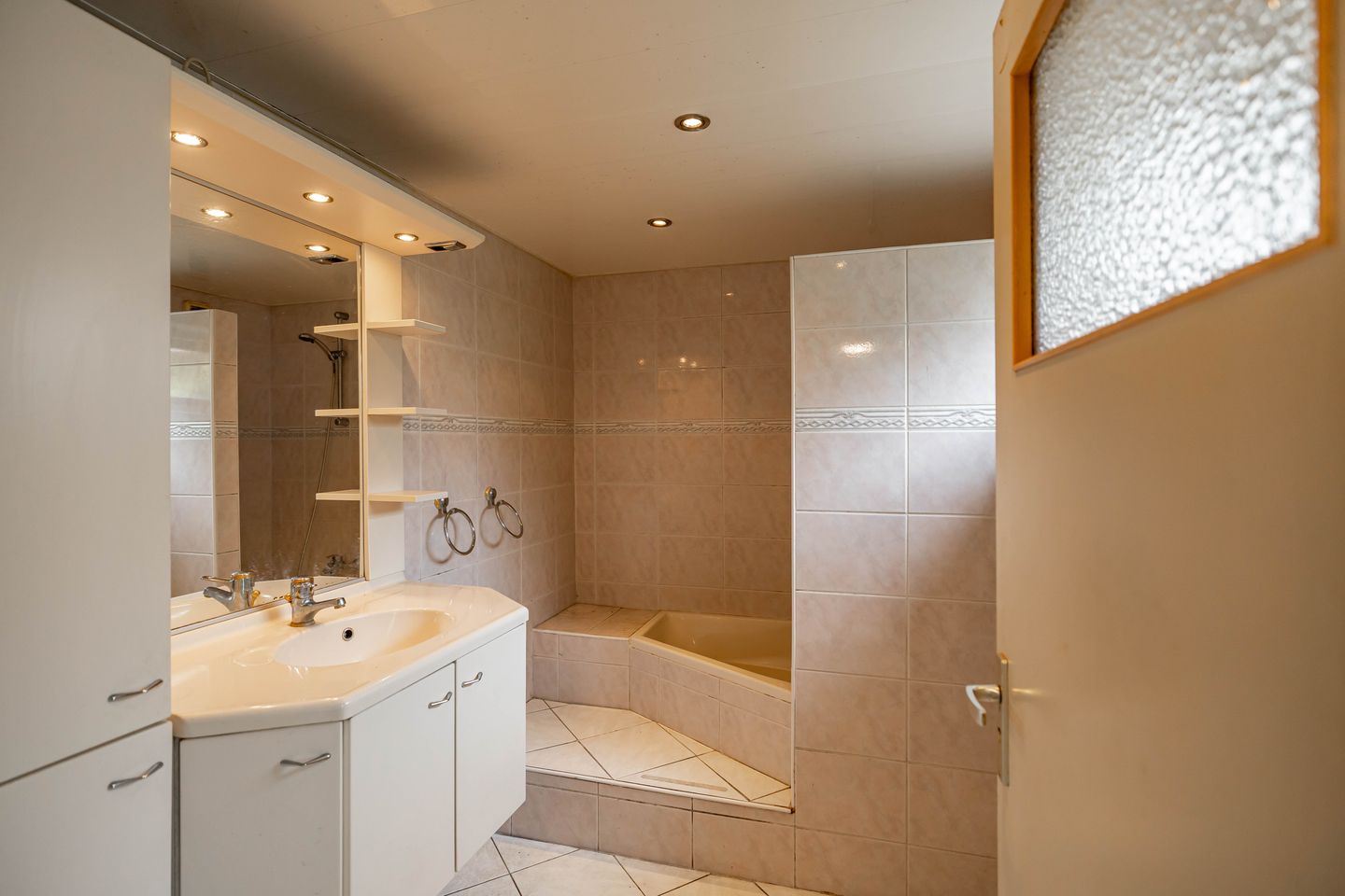 Photo 20 of Arie Bosscherstraat 36