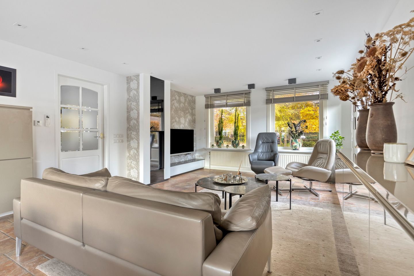 Photo 5 of Nassaustraat 6