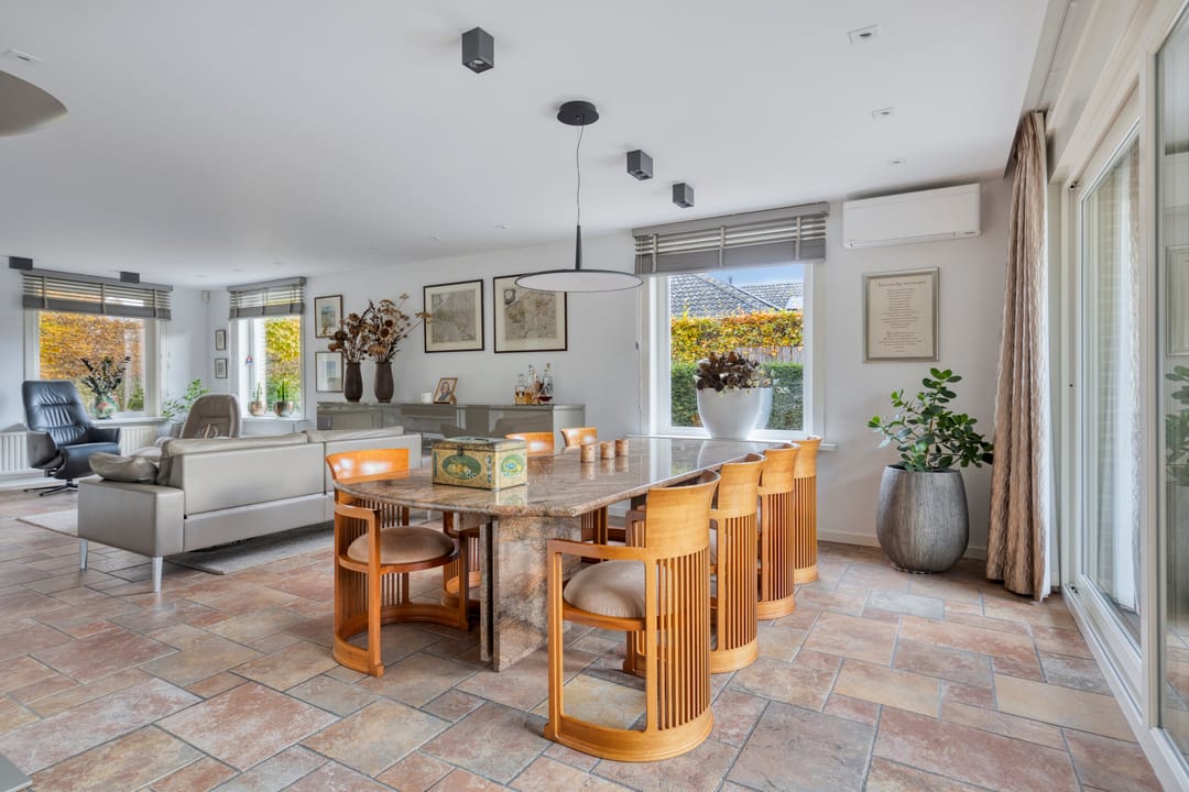 Photo 8 of Nassaustraat 6