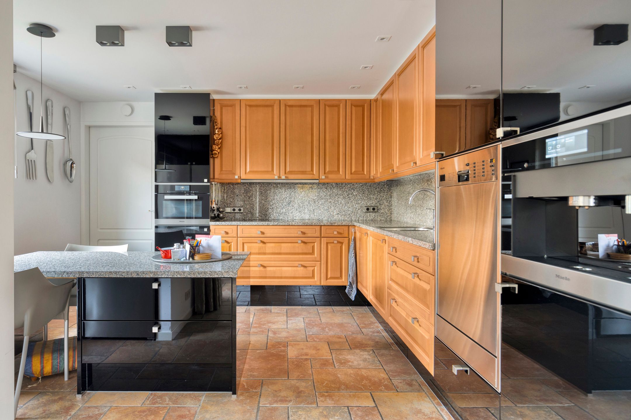 Photo 12 of Nassaustraat 6