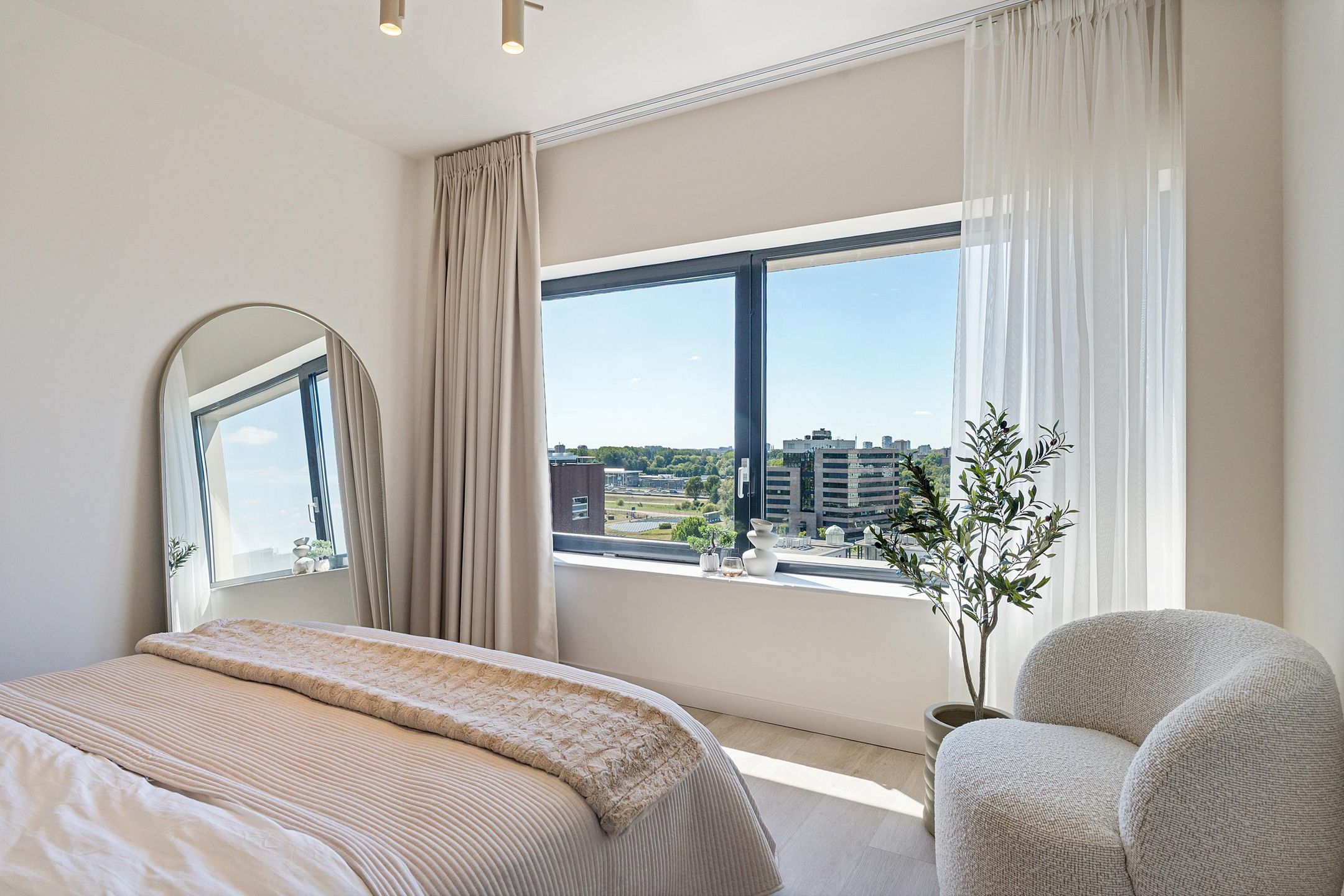 Foto 27 van Rivium 1e straat 61-M