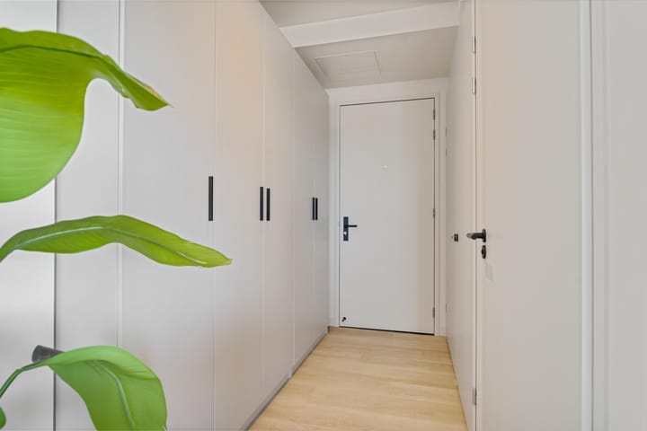 Foto 32 van Rivium 1e straat 61-M