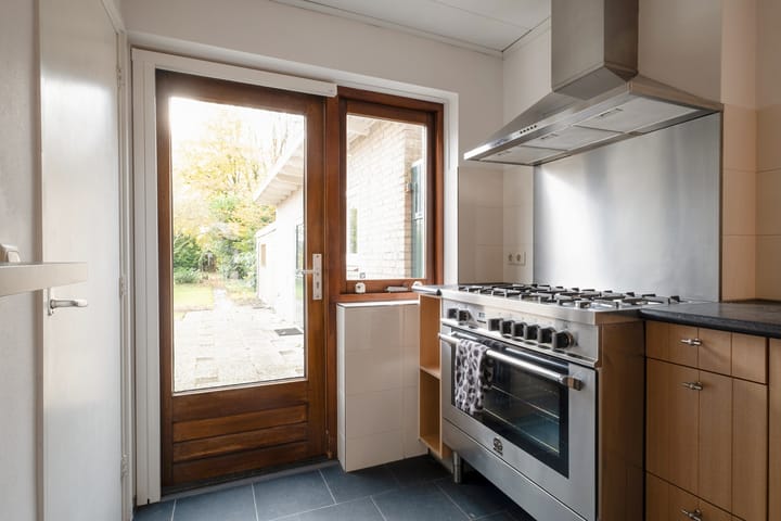 Photo 8 of Haaksbergerstraat 207