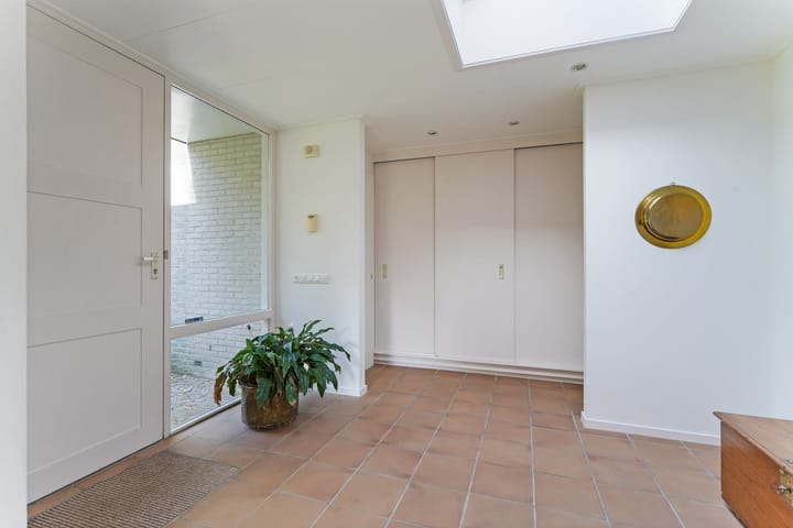 Photo 7 of Zwanenlaan 6-R