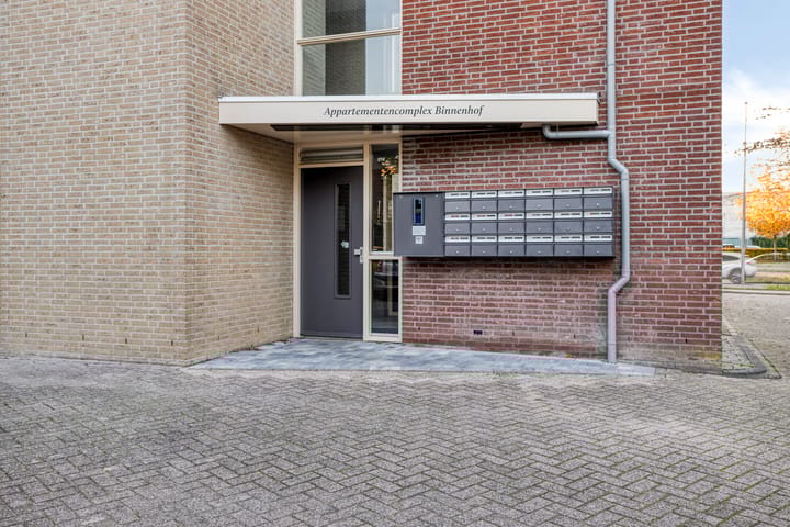 Photo 8 of Binnenhof 18