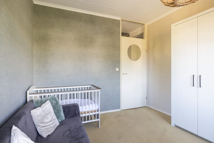 Photo 22 of Trompstraat 32