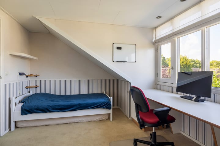 Photo 27 of Trompstraat 32