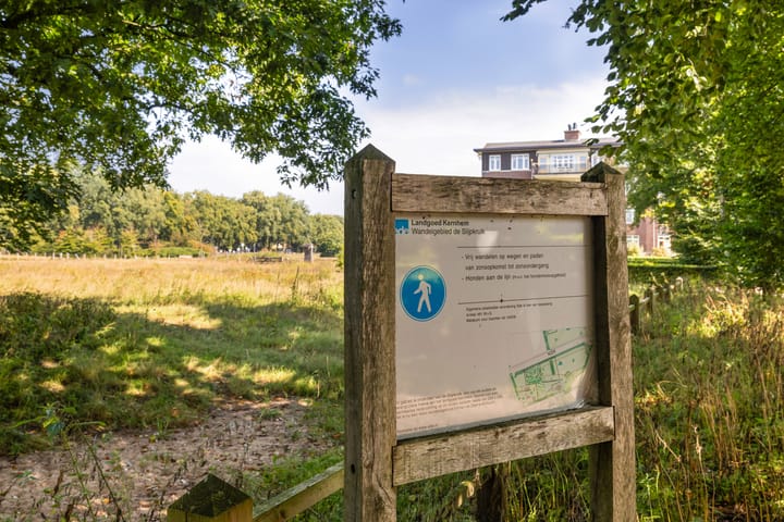 Photo 41 of Trompstraat 32