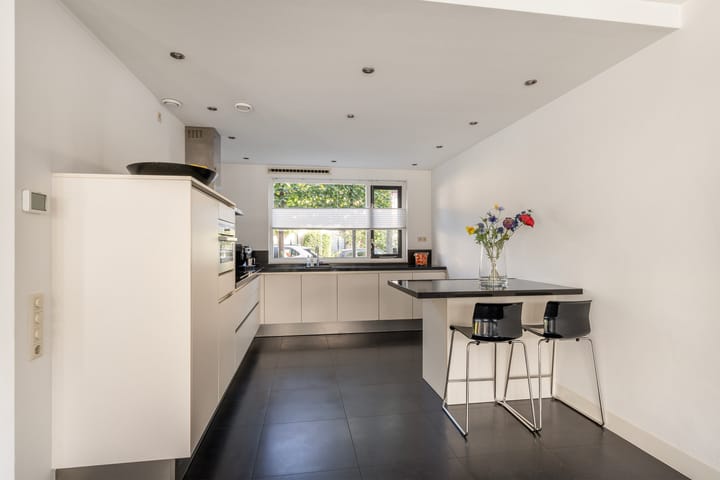 Photo 3 of Sluiswachterstraat 5