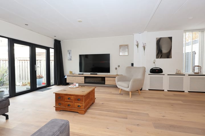 Foto 2 van Vogelwikke 11