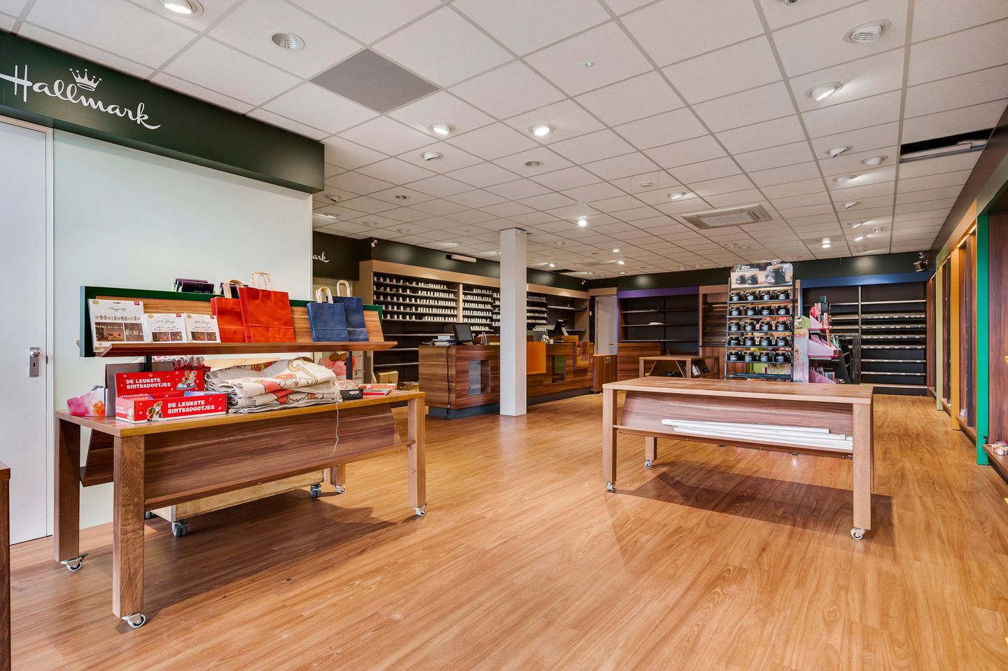 Bekijk foto 4 van Sint Jobplein 8