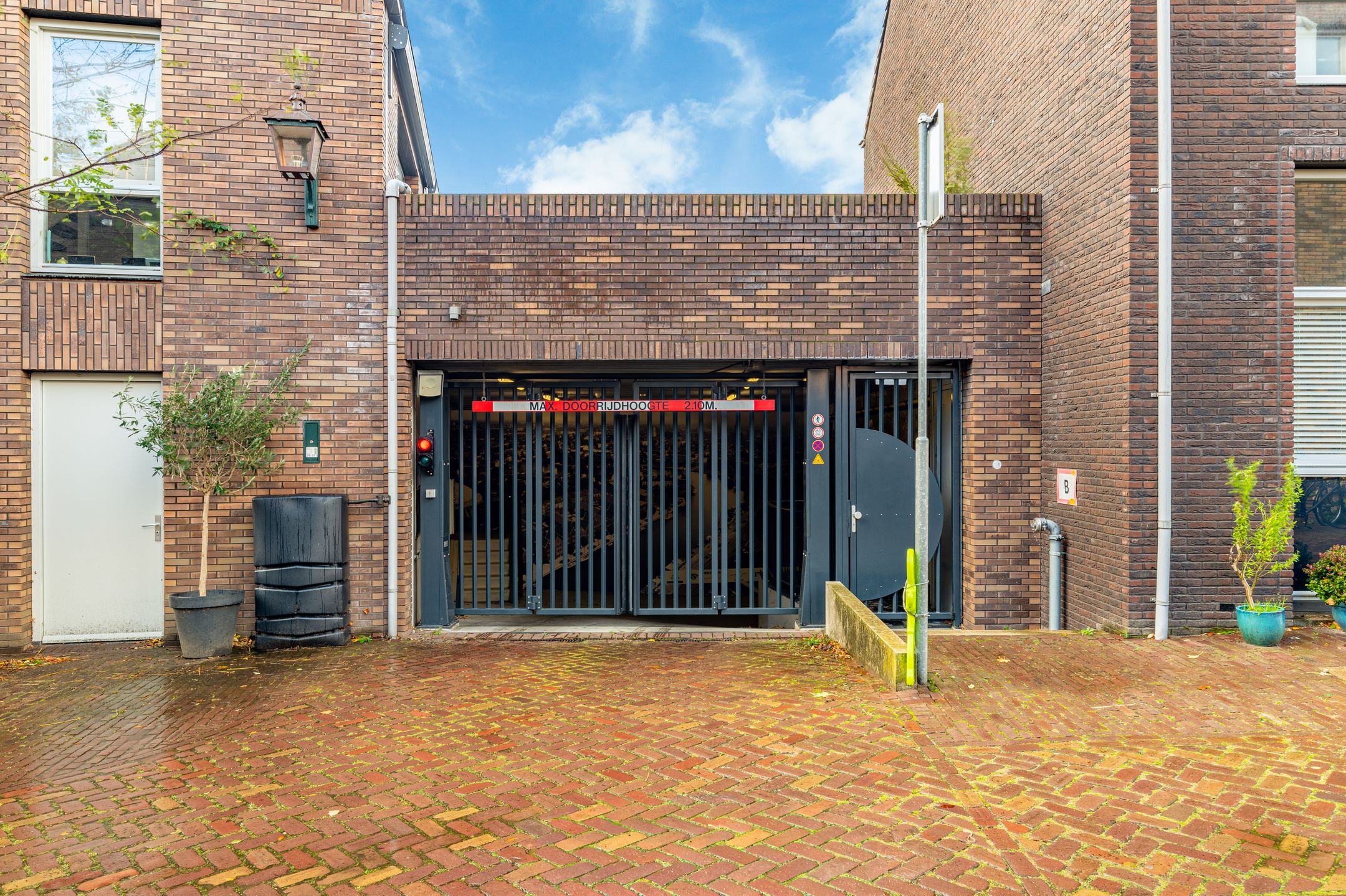 Photo 39 of Kaapstanderstraat 6