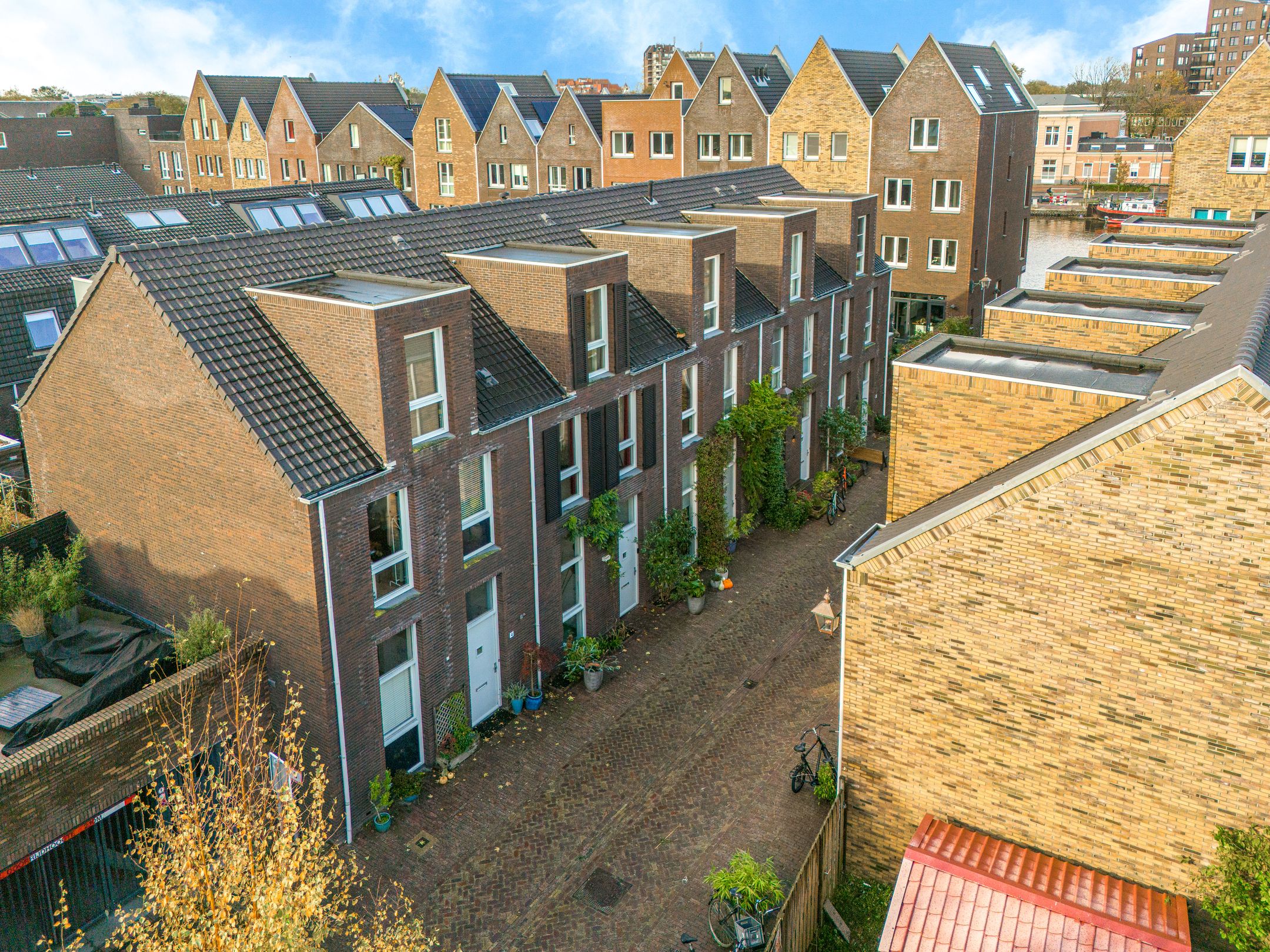 Photo 42 of Kaapstanderstraat 6