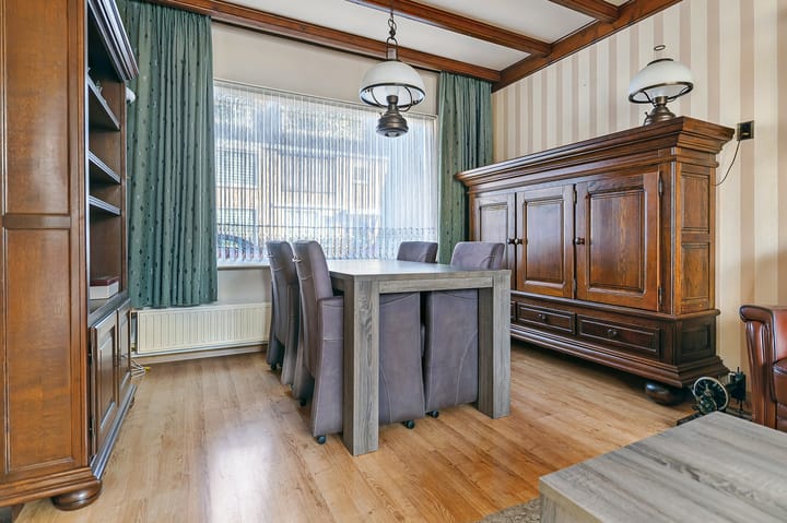 Foto 24 van Van Bredastraat 40