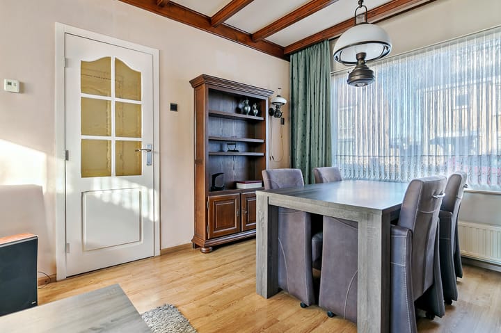 Foto 26 van Van Bredastraat 40