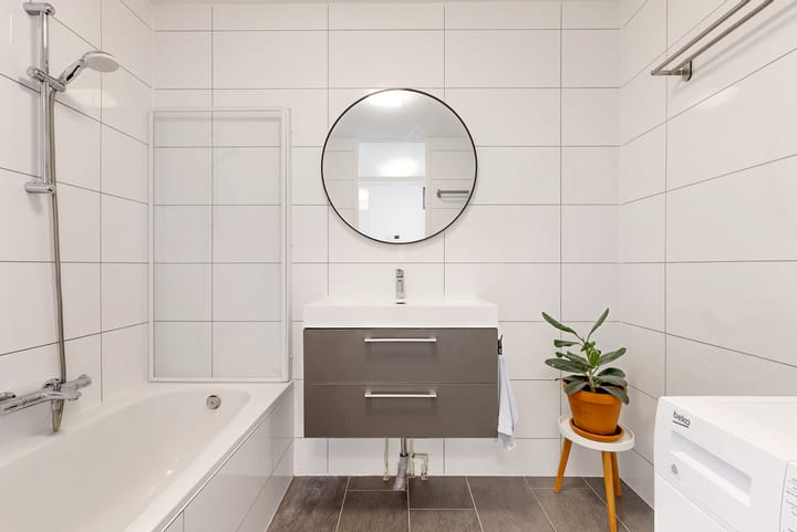 Photo 12 of Arthur van Schendelstraat 615