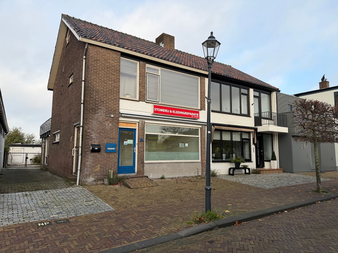 Bekijk foto 1 van Dorpsstraat 34