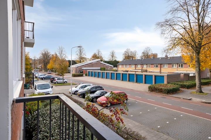 Photo 21 of Pisanostraat 154