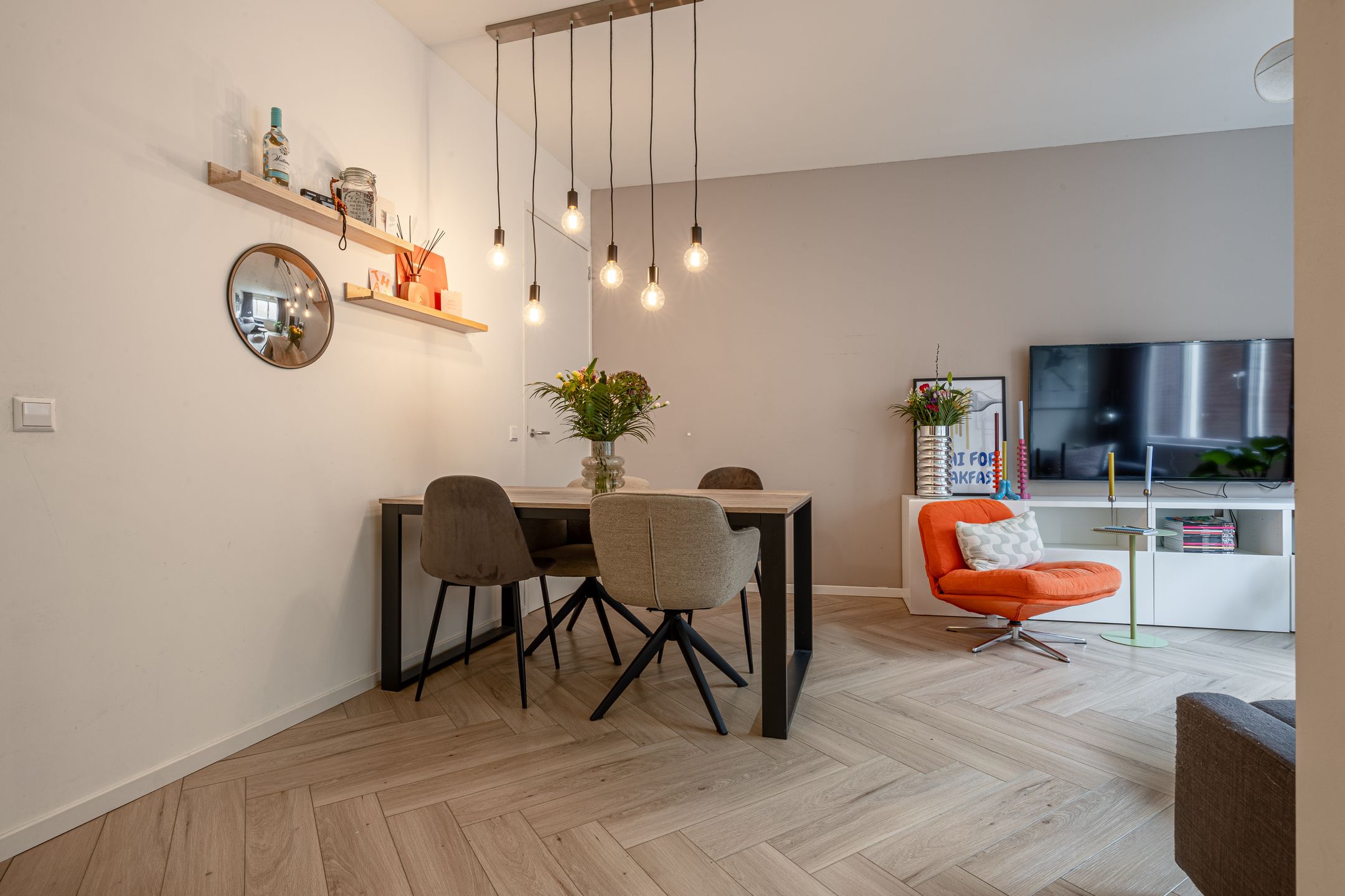 Foto 9 van Zaanweg 110-A1