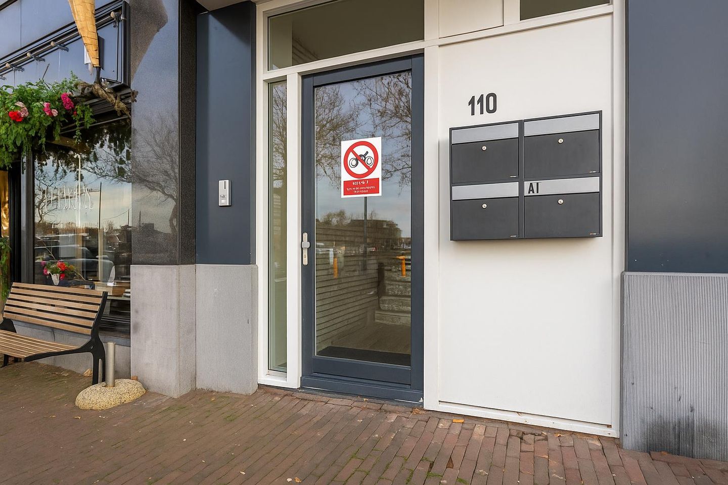 Foto 25 van Zaanweg 110-A1