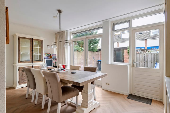 Photo 3 of Bartokstraat 17