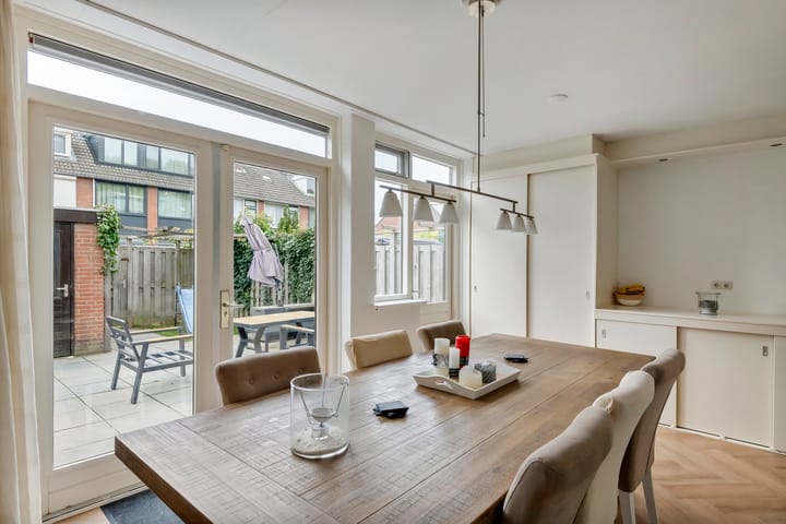 Photo 19 of Bartokstraat 17