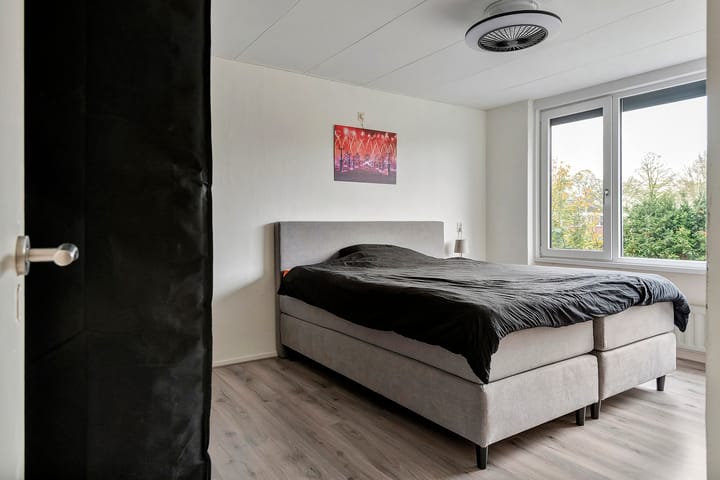 Photo 21 of Bartokstraat 17