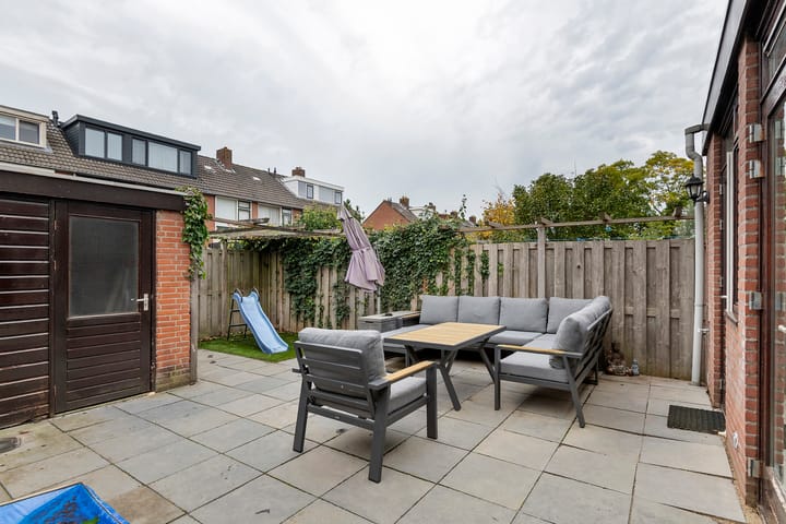 Photo 34 of Bartokstraat 17