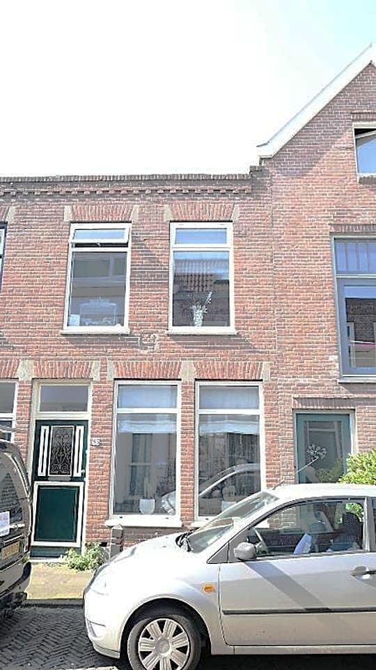 Foto 1 van Van der Woudestraat 85