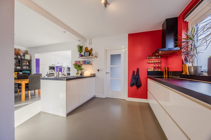 Photo 3 of Karstraat 11-B