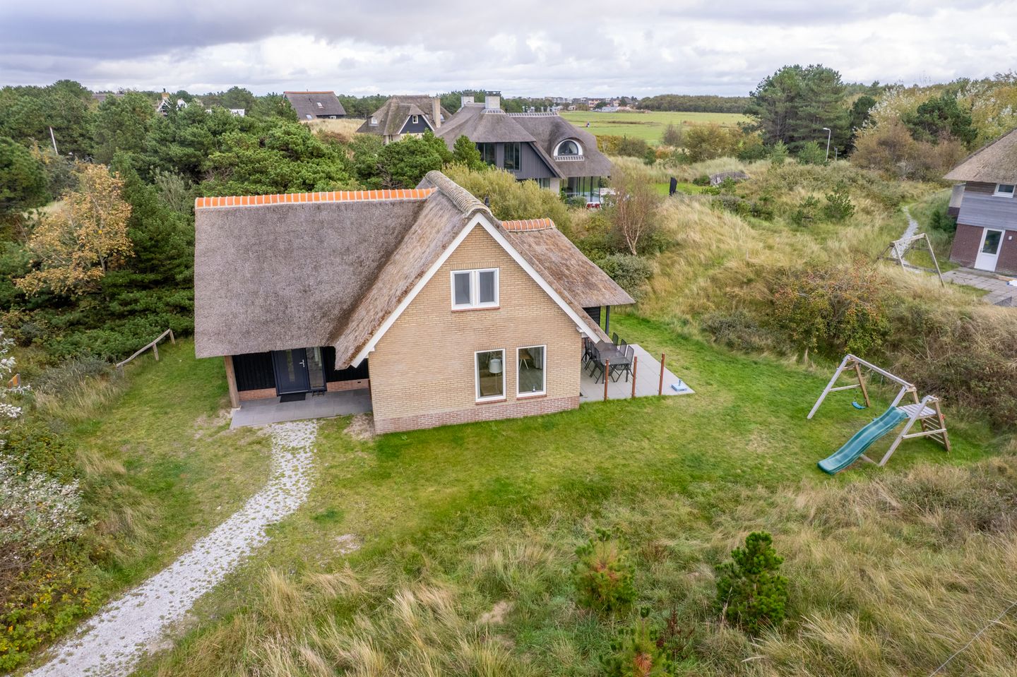 Photo 1 of Helmweg 1