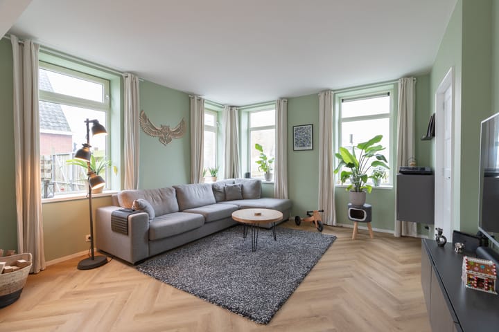 Photo 11 of Esbörgstraat 30