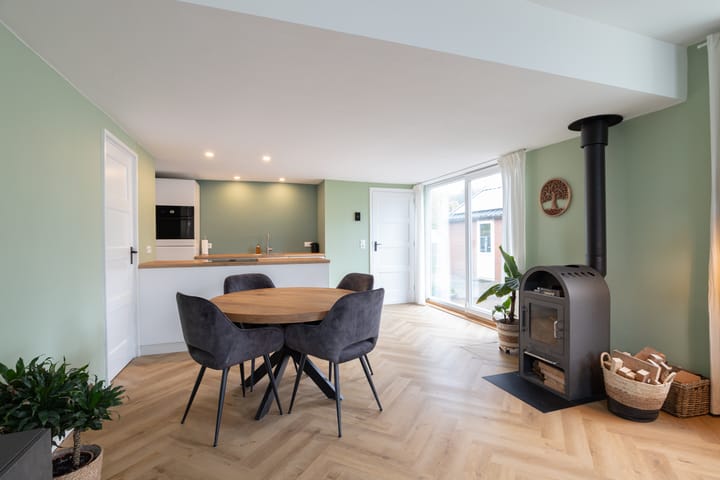 Photo 15 of Esbörgstraat 30