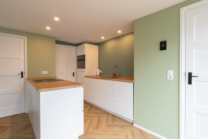 Photo 18 of Esbörgstraat 30