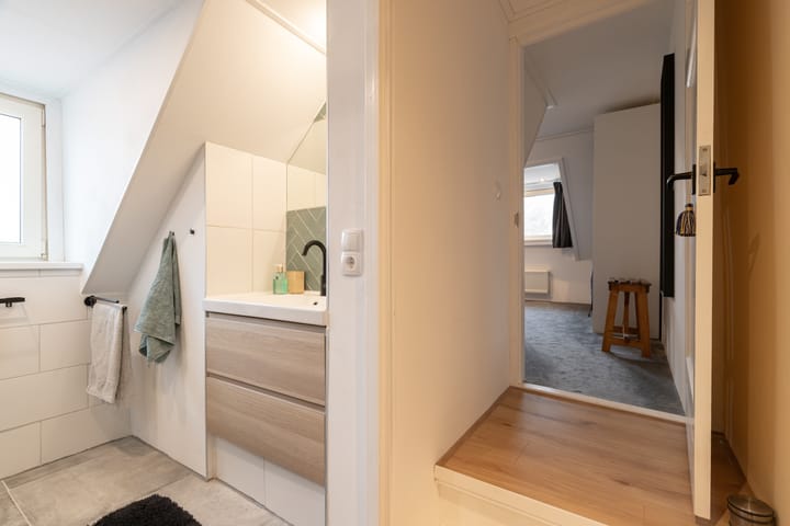 Photo 32 of Esbörgstraat 30