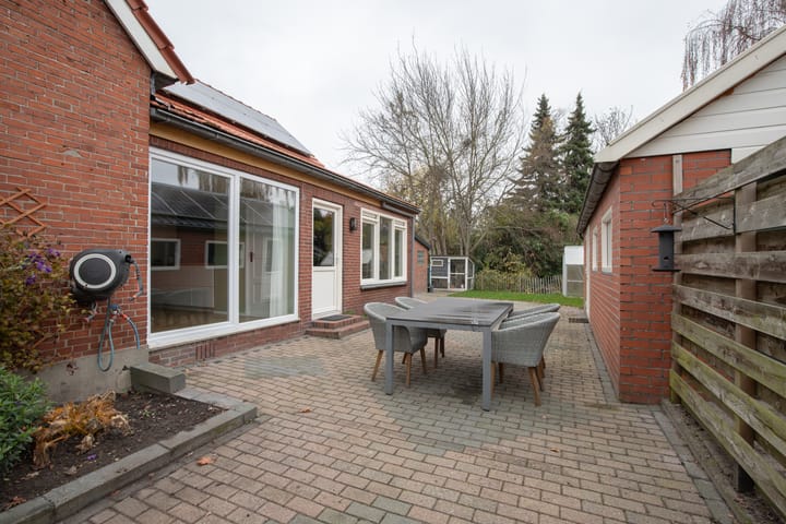 Photo 37 of Esbörgstraat 30